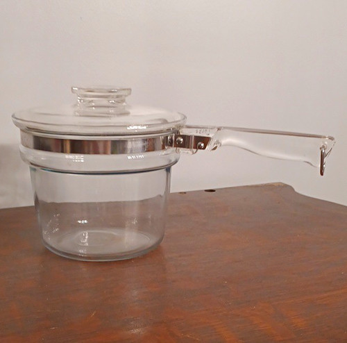 Pyrex quart saucepan - pyrex, made